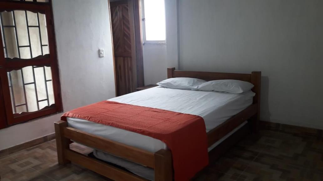 أربوليتيه Hostal La Estrella Real المظهر الخارجي الصورة